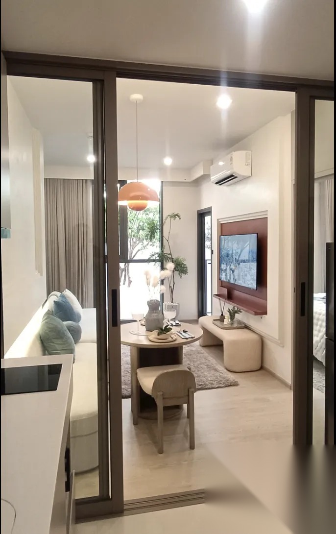 1 Bedroom Condo for sale at Reference Ekkamai — photo 1