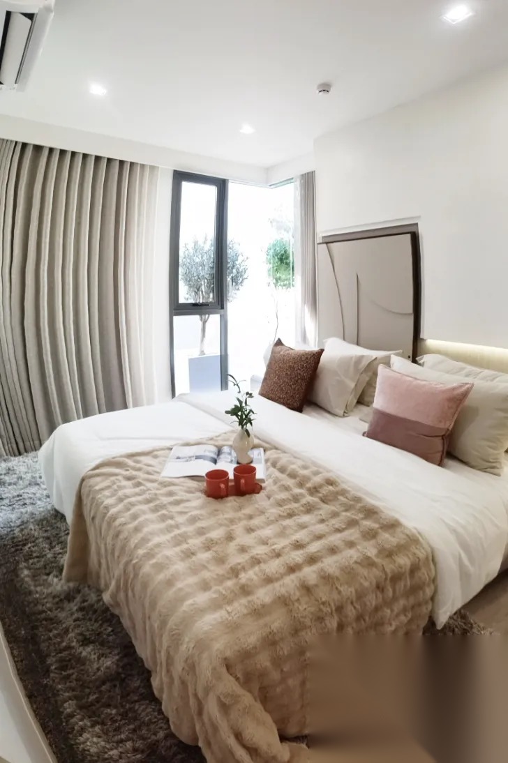 1 Bedroom Condo for sale at Reference Ekkamai — photo 2