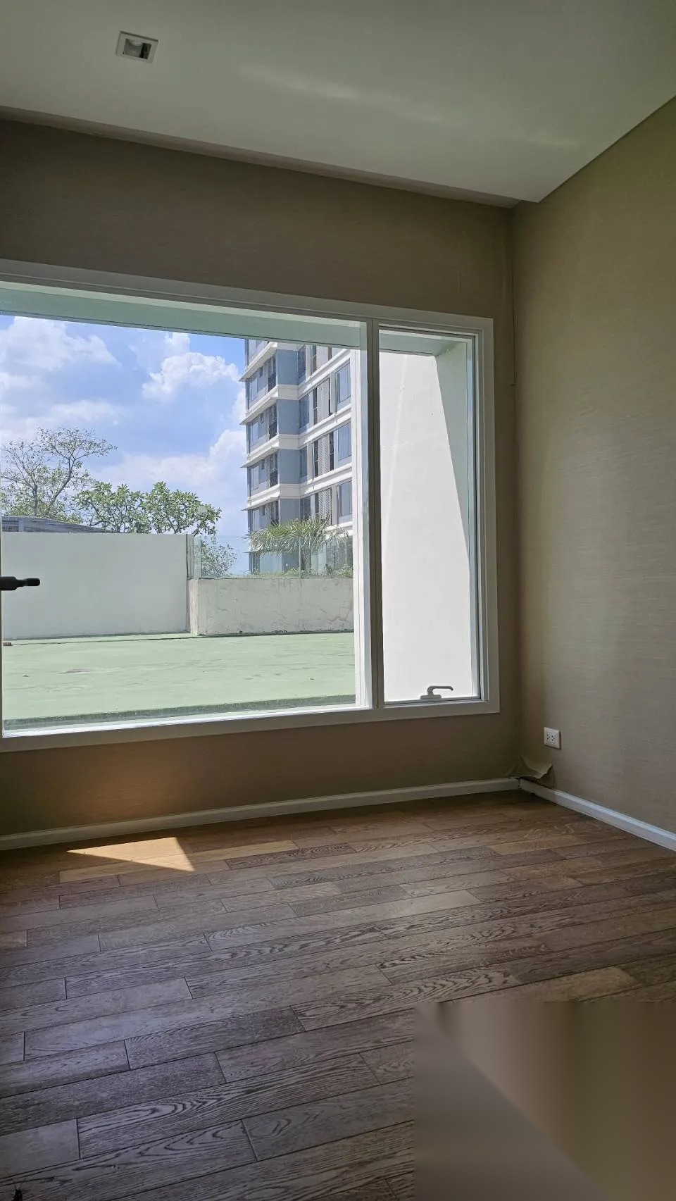 1 Bedroom Condo for sale at The Saint Residences — photo 1