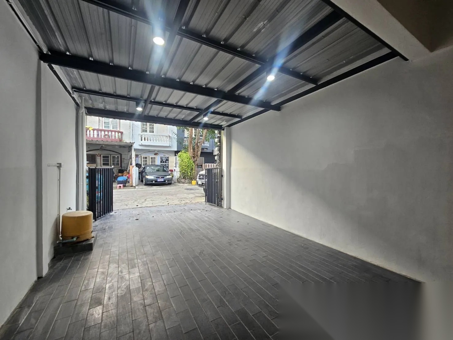 2 Bedroom Townhouse for sale at Pricha 8 Village — photo 3