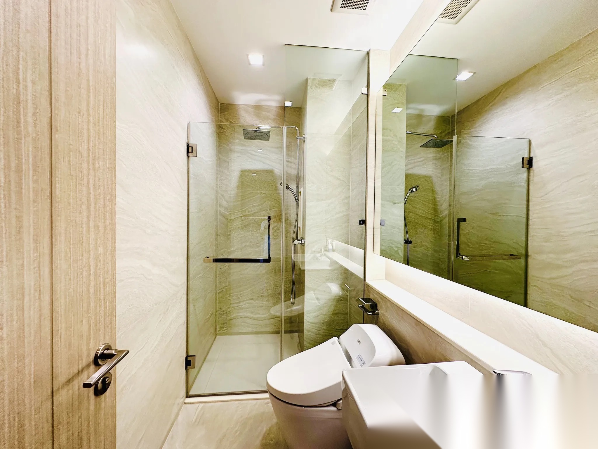 1 Bedroom Condo for sale at The Address Siam-Ratchathewi — photo 5