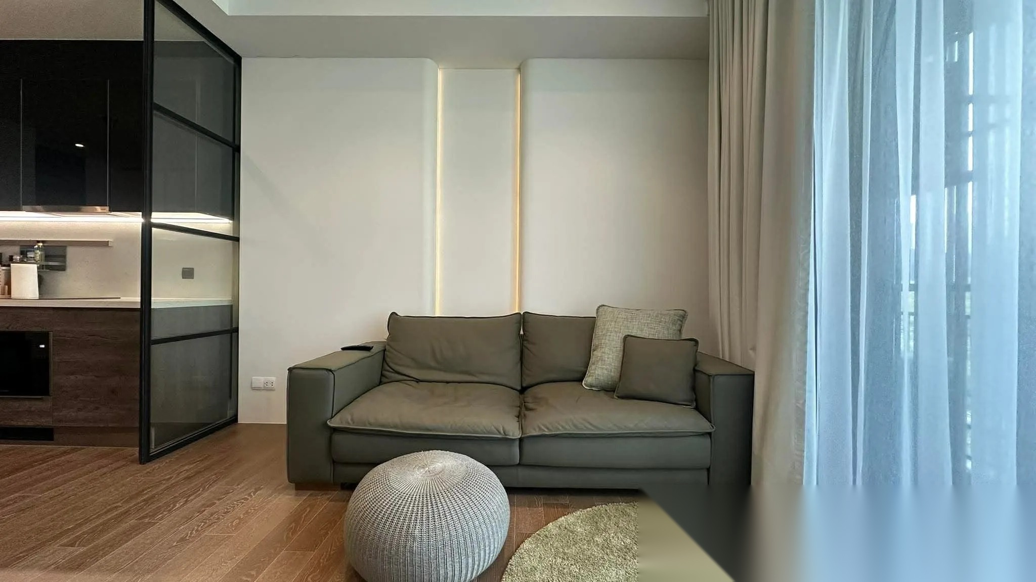 1 Bedroom Condo for sale at Muniq Langsuan — photo 3