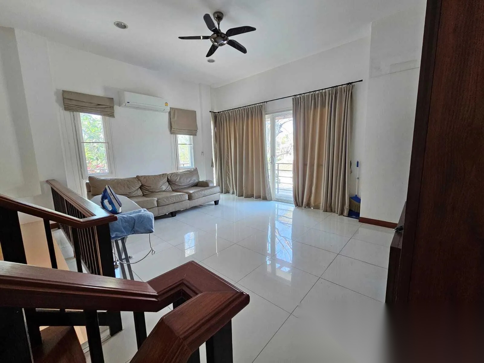 4 Bedroom Townhouse for sale at Plus Citypark Srinagarindra Suanluang — photo 2