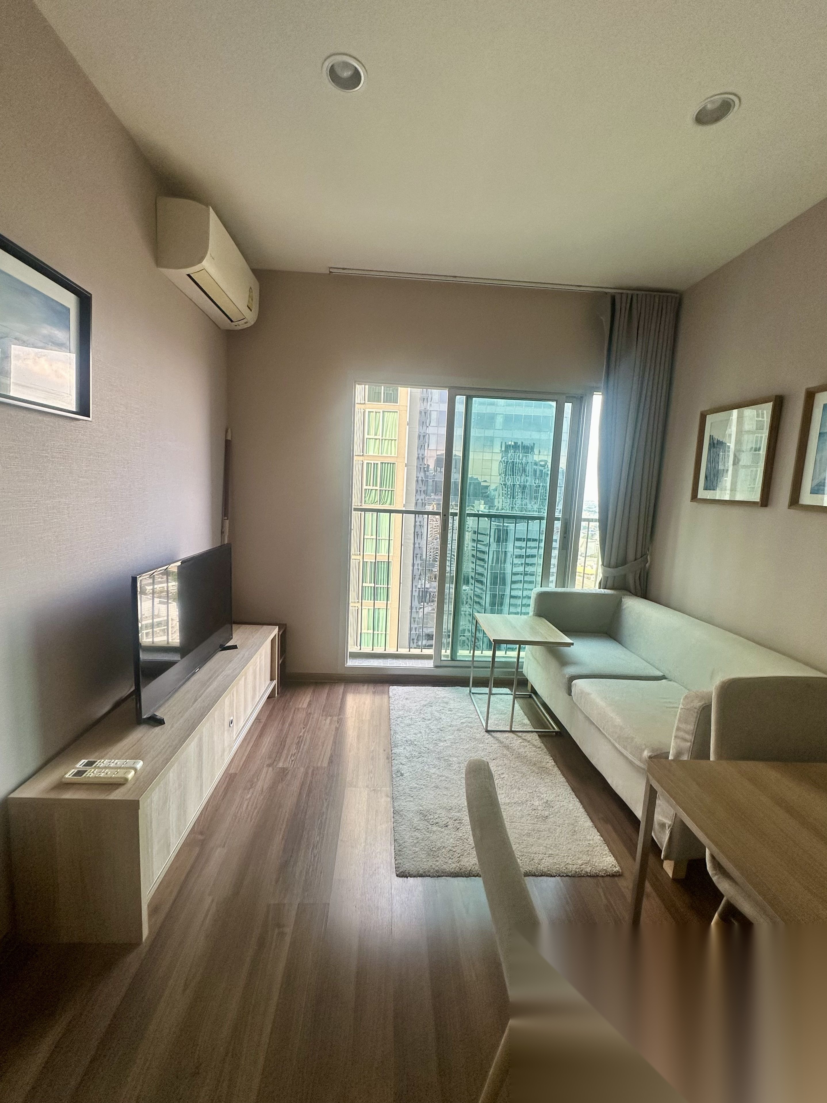 1 Bedroom Condo for sale at Noble Revolve Ratchada 2 — photo 1