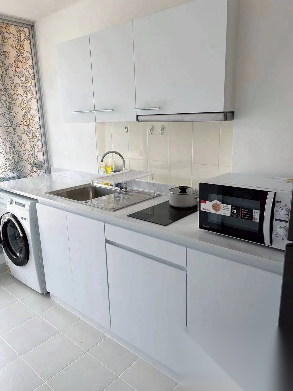 1 Bedroom Condo for sale at Life @ Sukhumvit 65 — photo 4