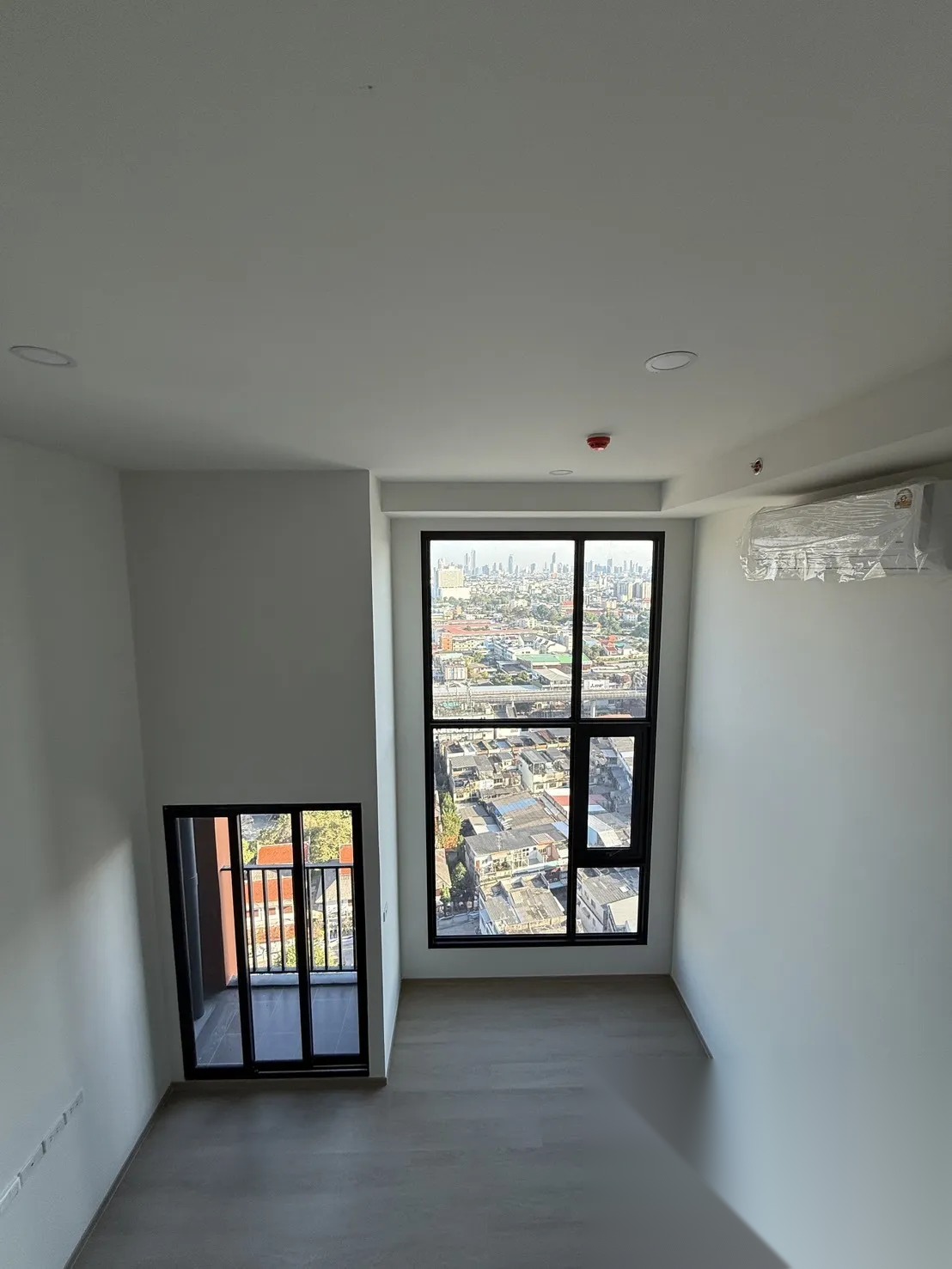 1 Bedroom Condo for sale at Origin Play Bangkhunnon Triple Station — photo 5