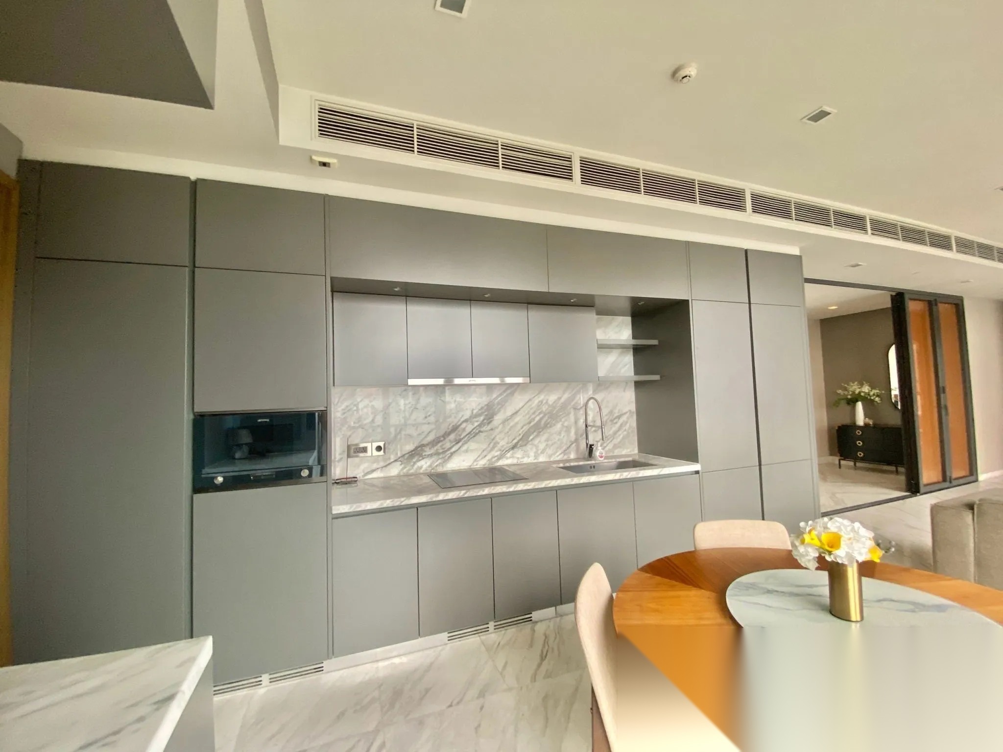 2 Bedroom Condo for sale at The Monument Thong Lo — photo 3