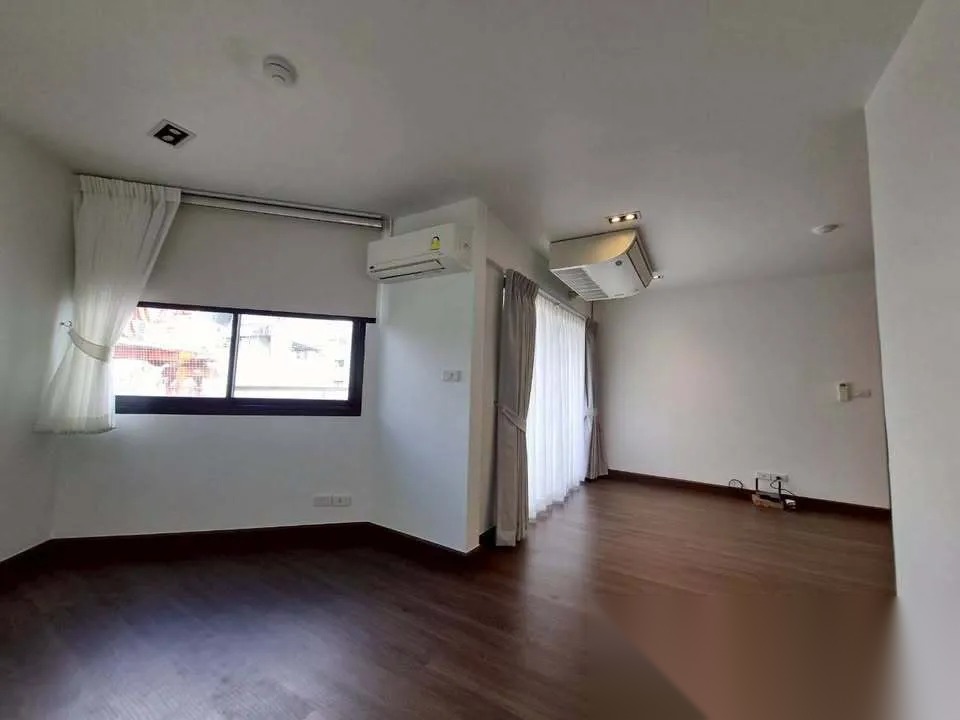 2 Bedroom Condo for sale at Green Point Silom — photo 2