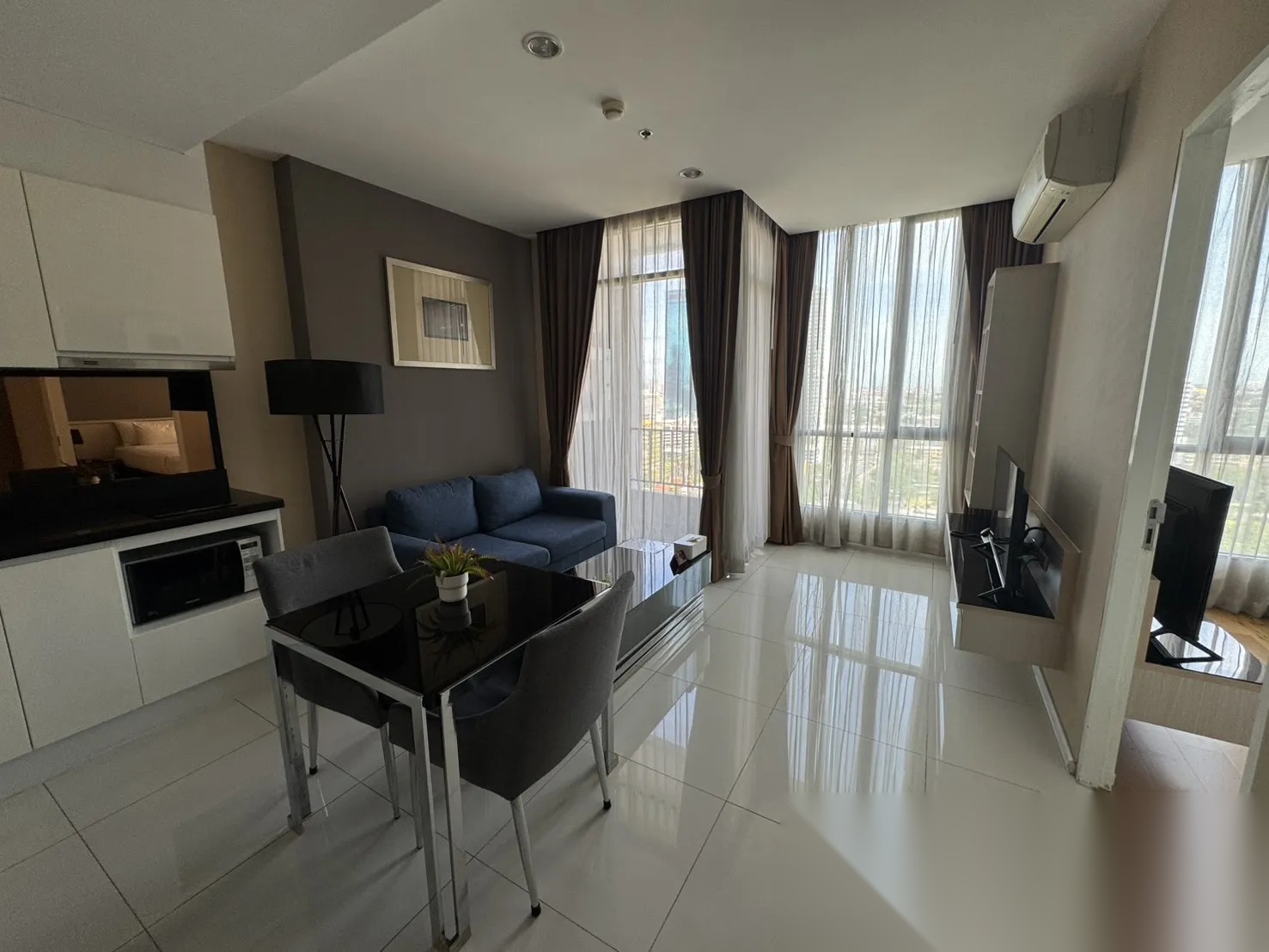 1 Bedroom Condo for sale at Estella Residences Ekkamai — photo 2