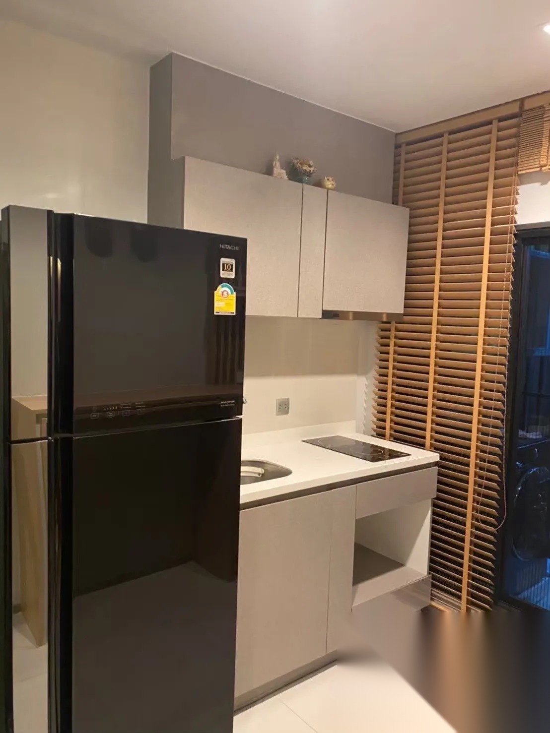 1 Bedroom Condo for sale at Life Asoke Rama 9 — photo 3