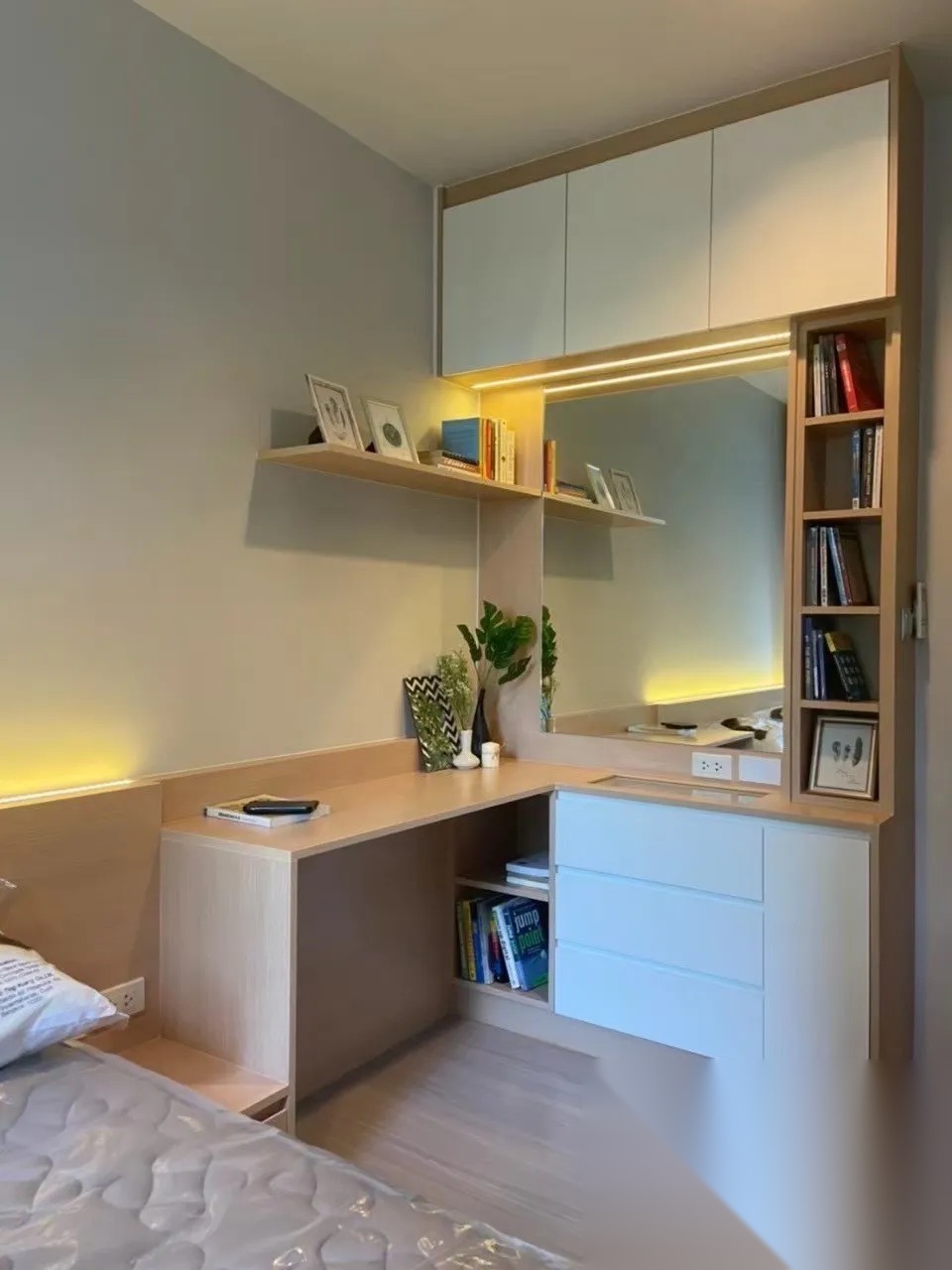 1 Bedroom Condo for sale at Life Asoke Rama 9 — photo 5