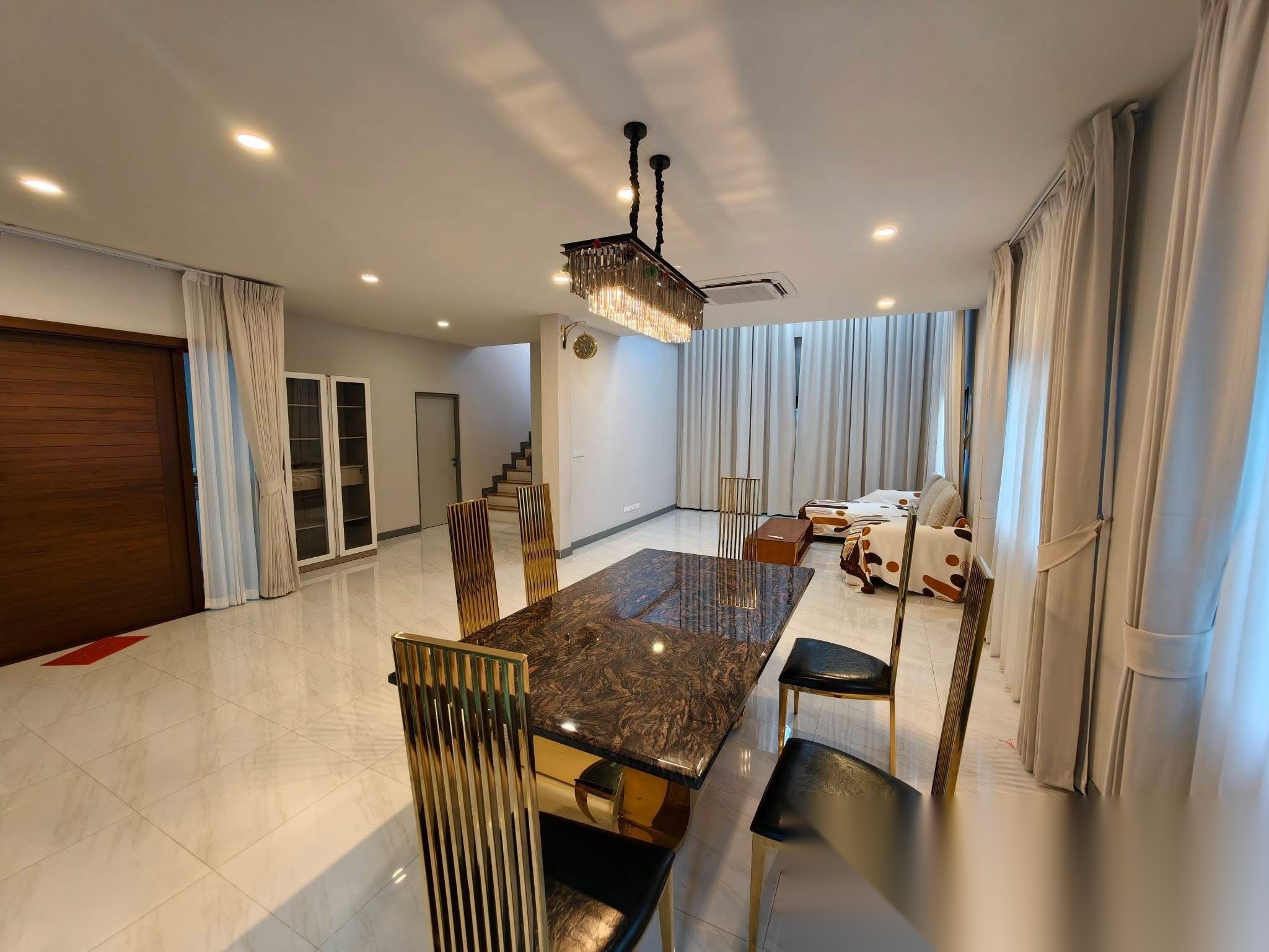 4 Bedroom House for sale at The City Sukhumvit - Onnut — photo 2