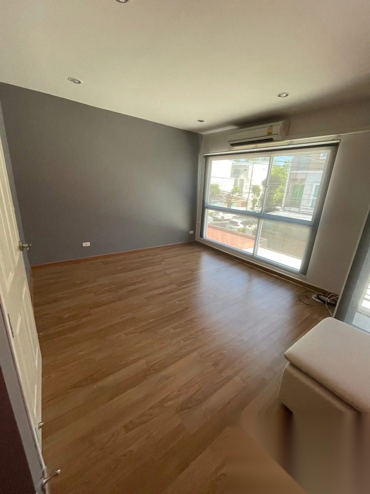4 Bedroom Townhouse for sale at Villette City Pattanakarn 38 — photo 2