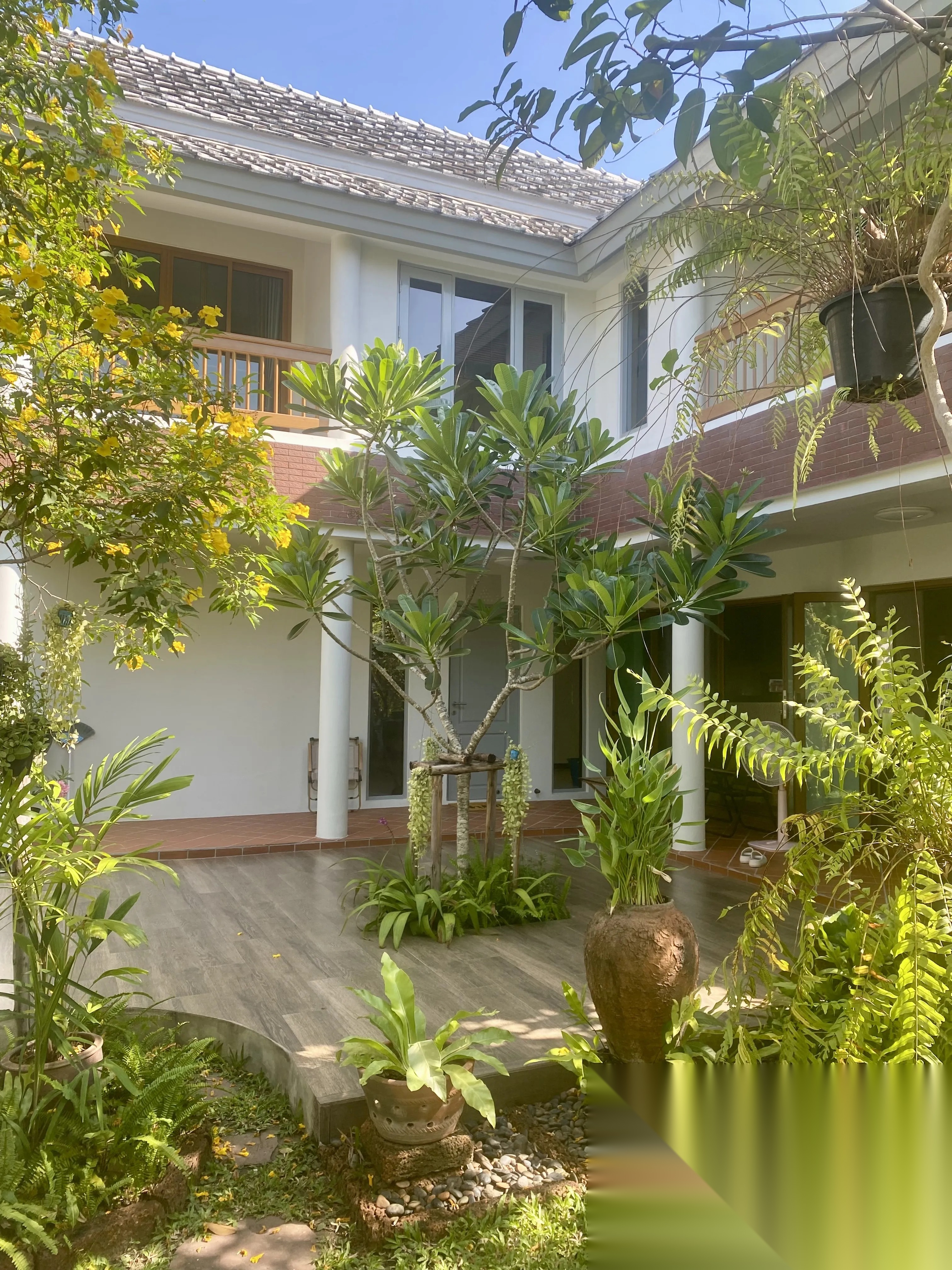 4 Bedroom House for sale at Noble Wana Watcharapol — photo 3