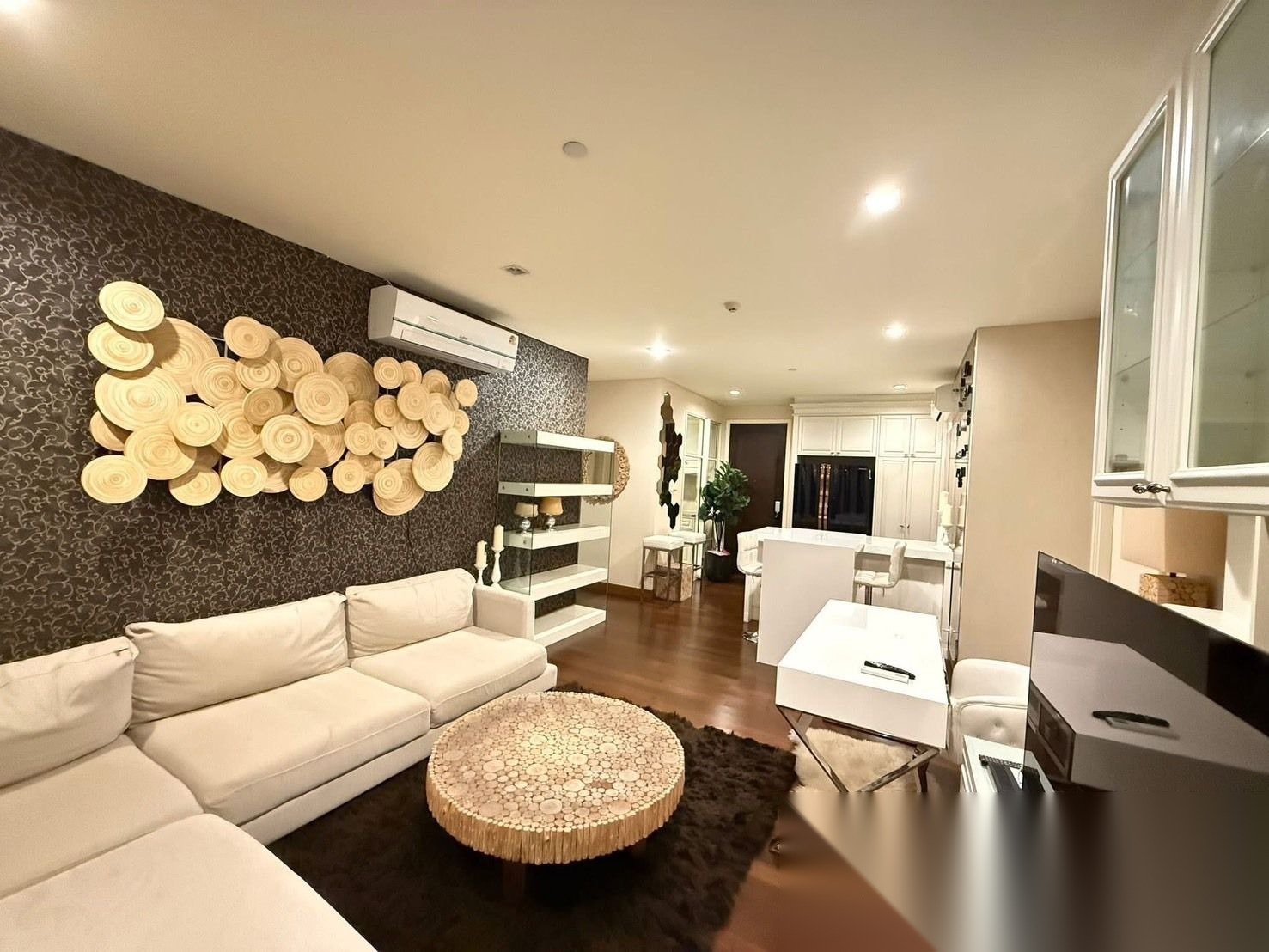 2 Bedroom Condo for sale at Ivy Thonglor — photo 1