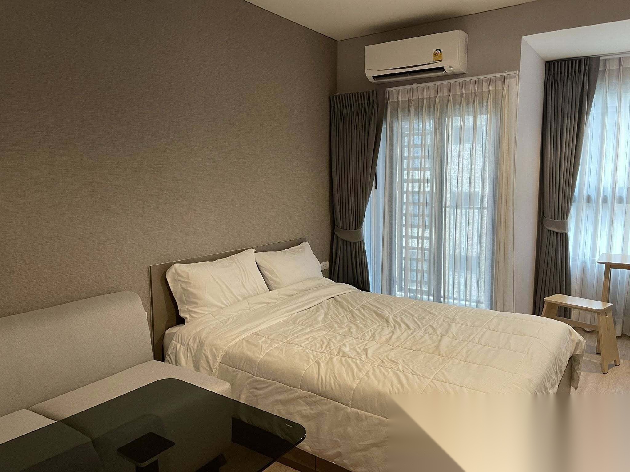 Studio Condo for sale at Ideo Sathorn Wongwianyai — photo 1