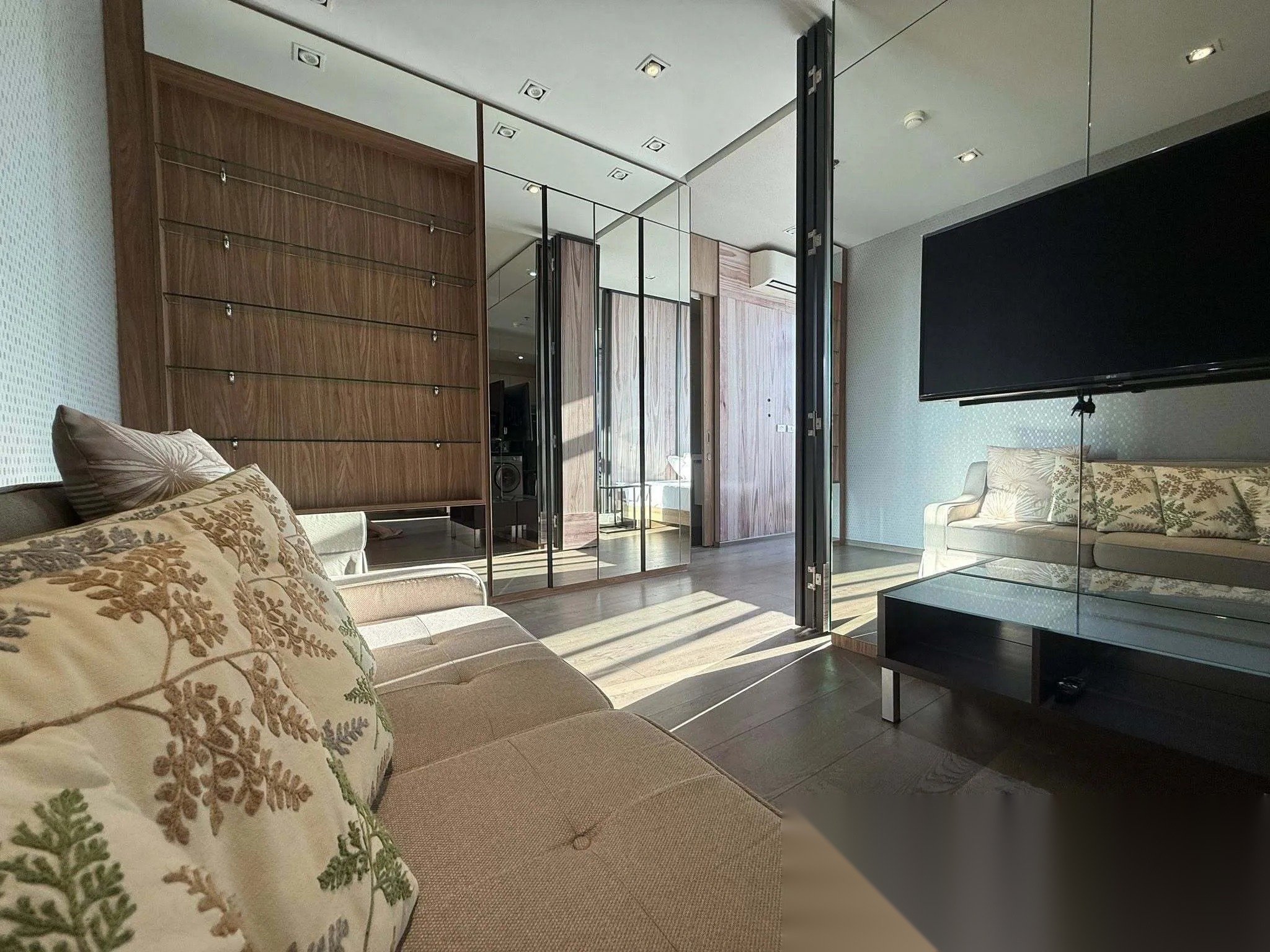 2 Bedroom Condo for sale at Park Origin Phrom Phong — photo 3