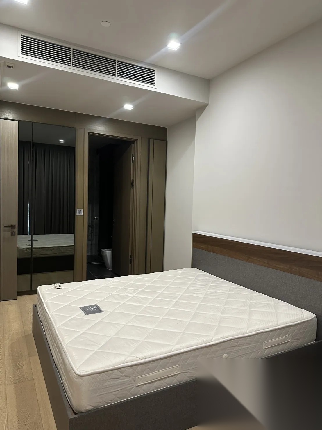 2 Bedroom Condo for sale at The Monument Thong Lo — photo 4