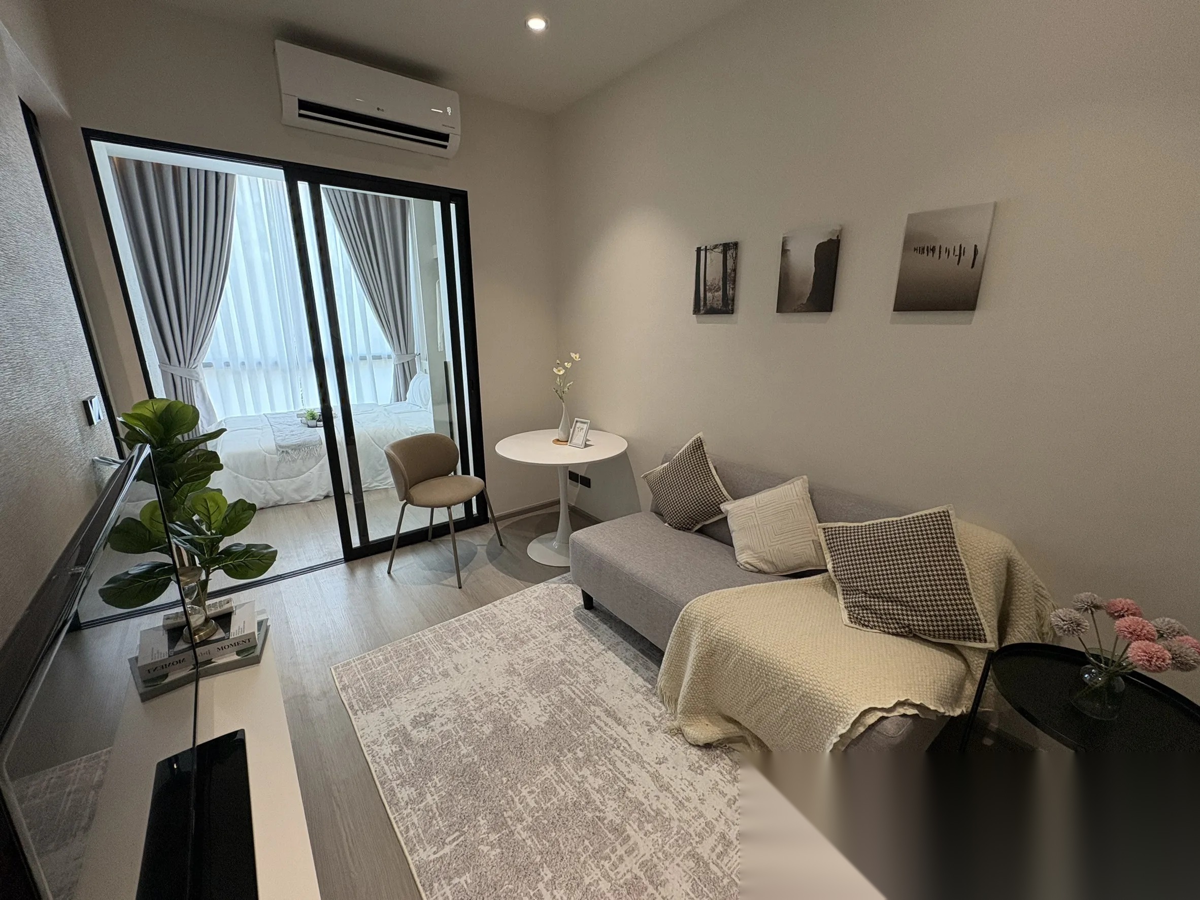 1 Bedroom Condo for sale at Chin Life Ramintra Km. 4 — photo 4