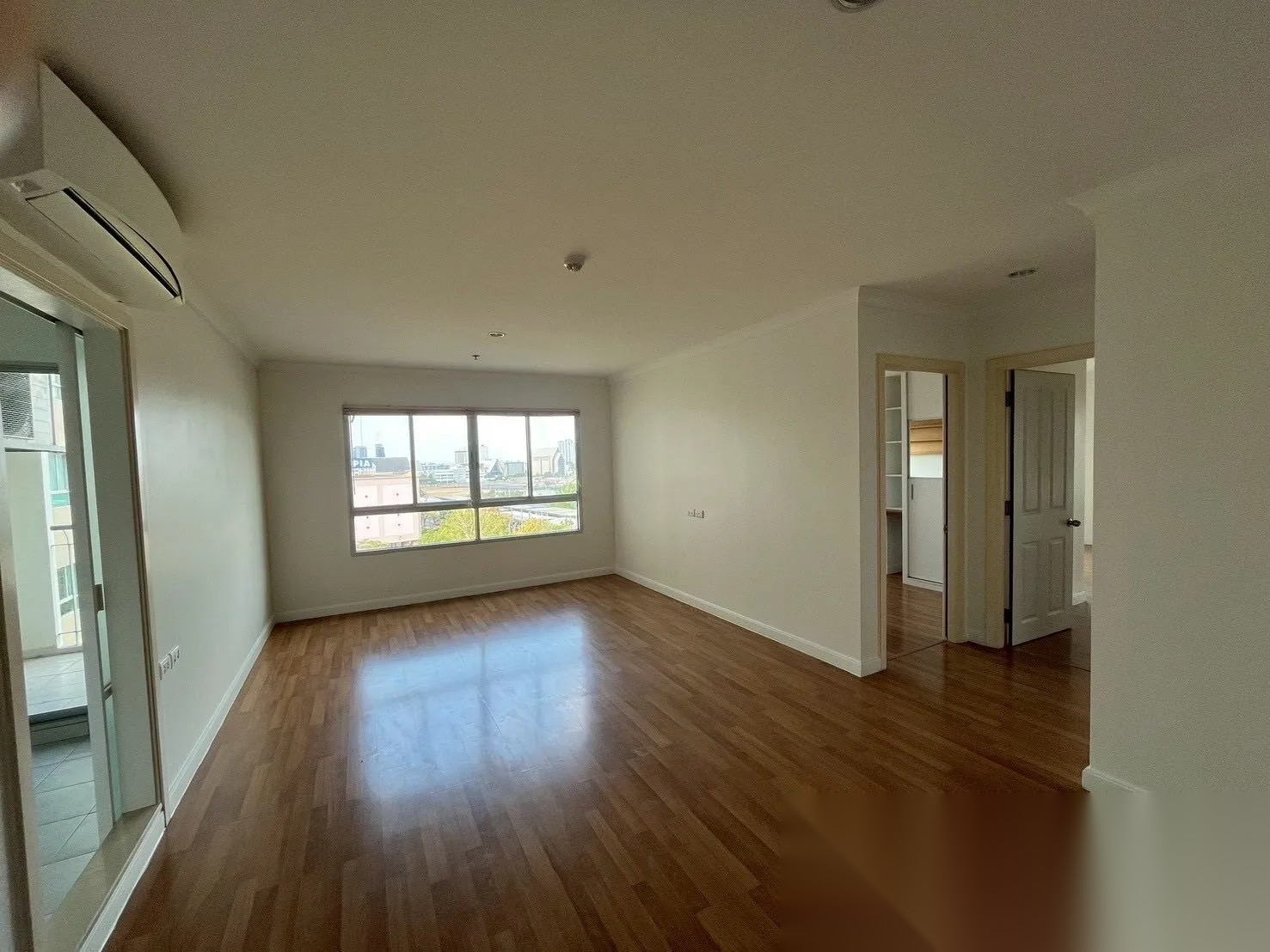 2 Bedroom Condo for sale at Lumpini Place Rama IX-Ratchada — photo 1