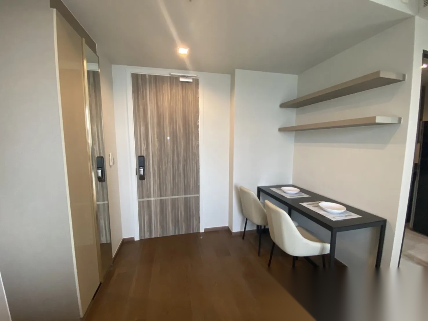 1 Bedroom Condo for sale at Ideo Q Sukhumvit 36 — photo 2