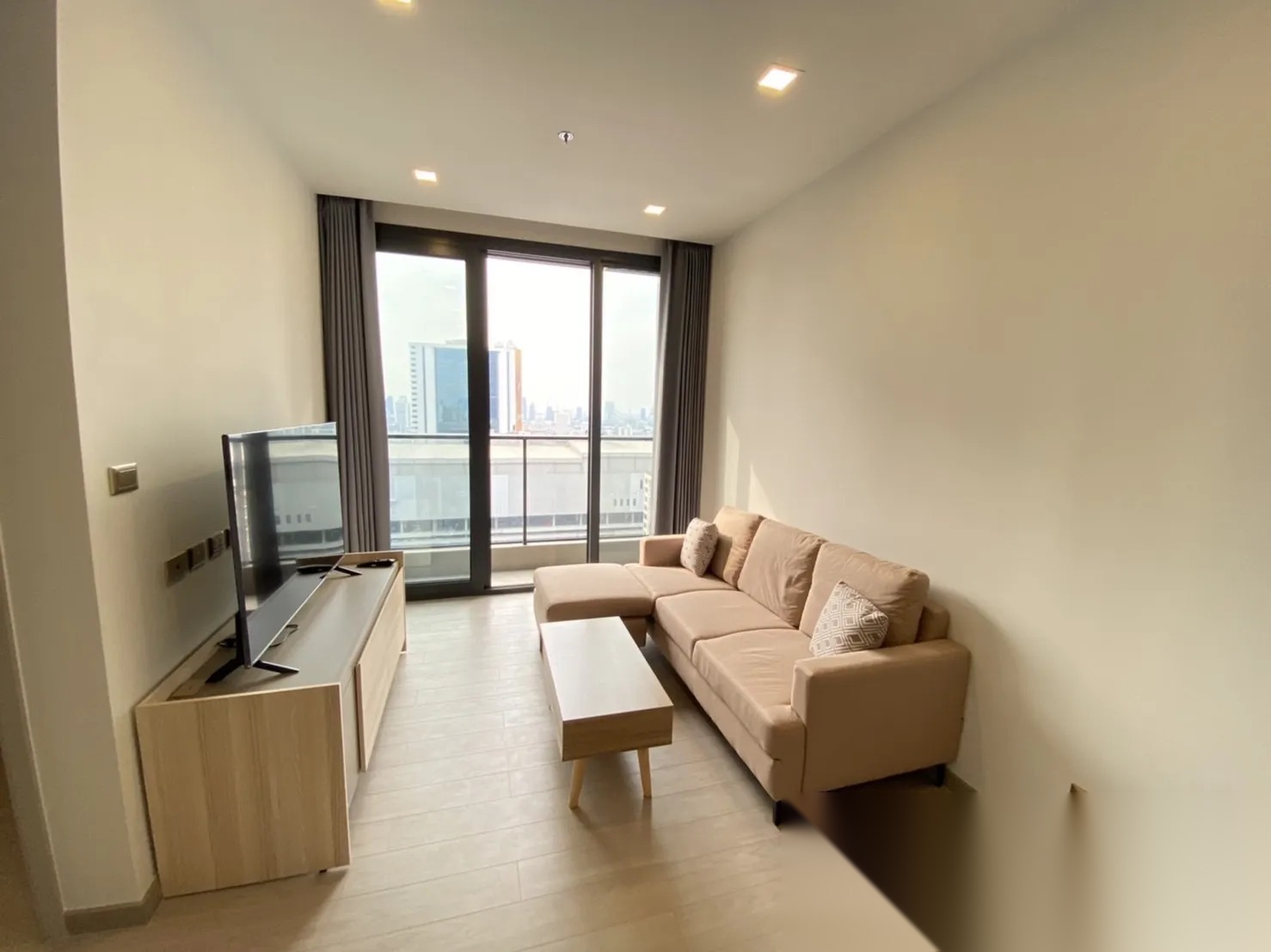 2 Bedroom Condo for sale at One 9 Five Asoke - Rama 9 — photo 2
