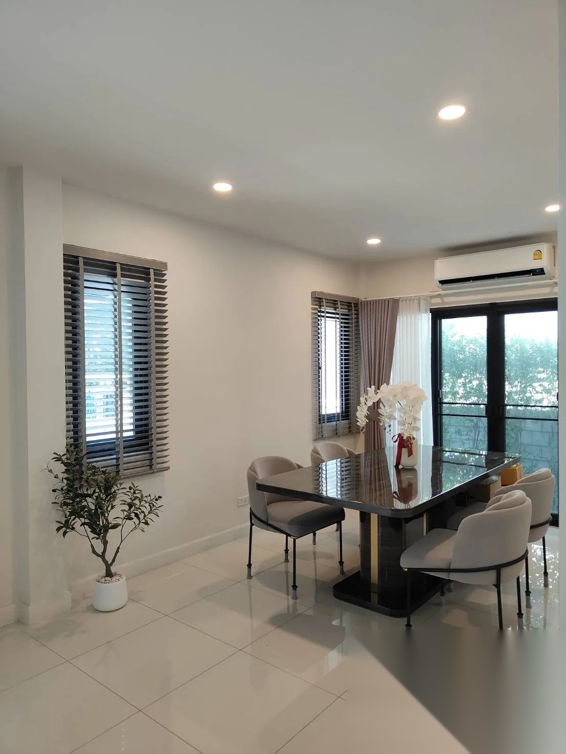 4 Bedroom House for sale at The City Rama 9-Ramkhamhaeng — photo 1