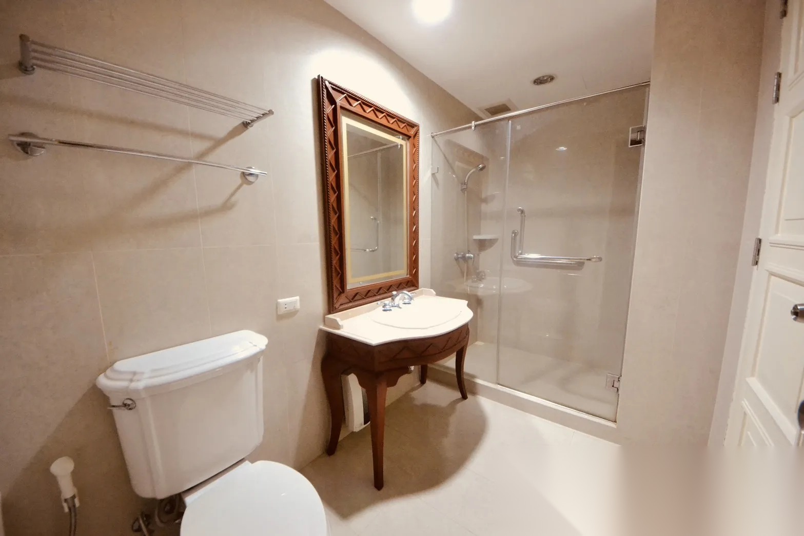 2 Bedroom Condo for sale at The Bangkok Sukhumvit 43 — photo 4