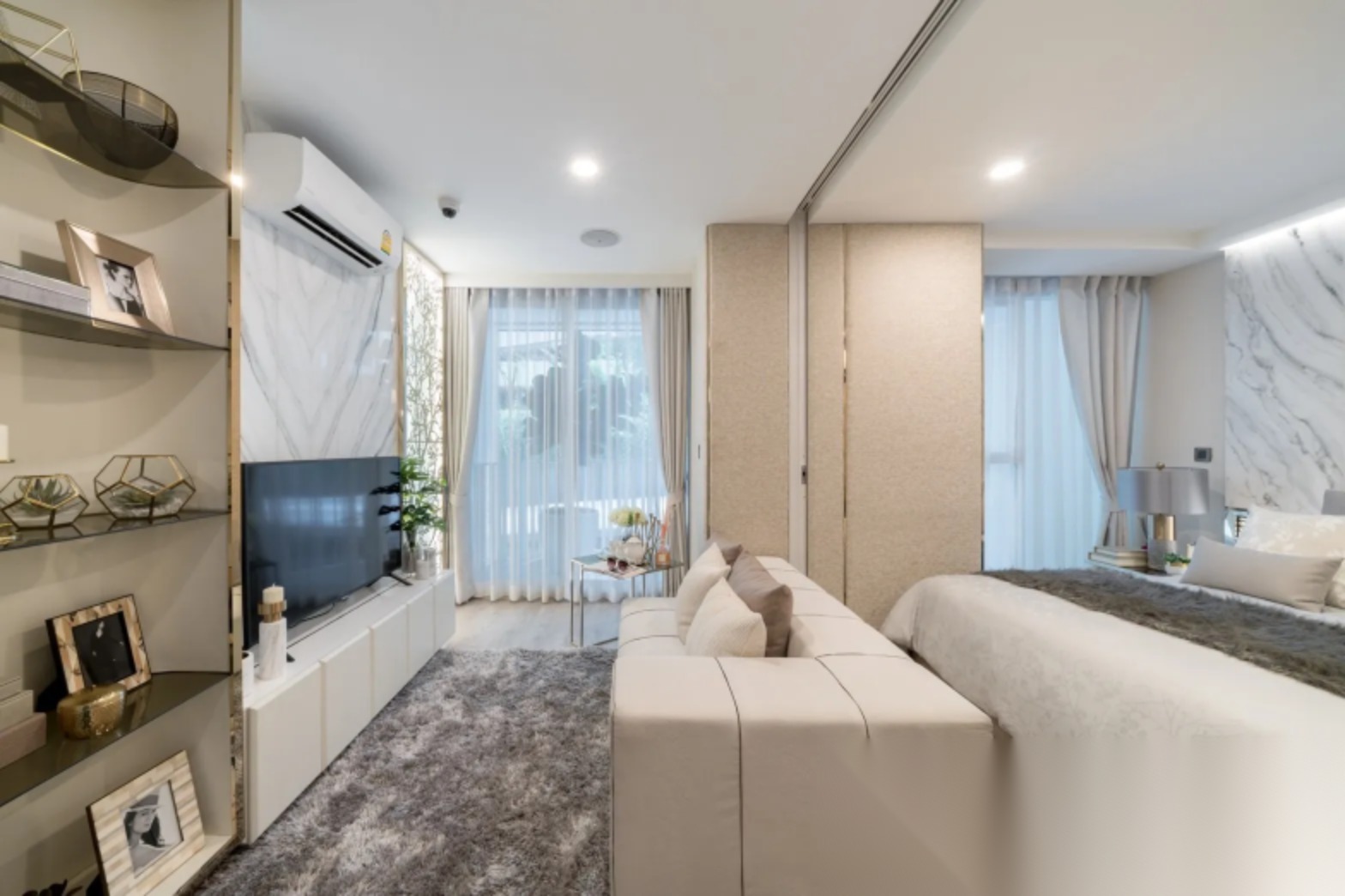 1 Bedroom Condo for sale at Chewathai Residence Thonglor — photo 1
