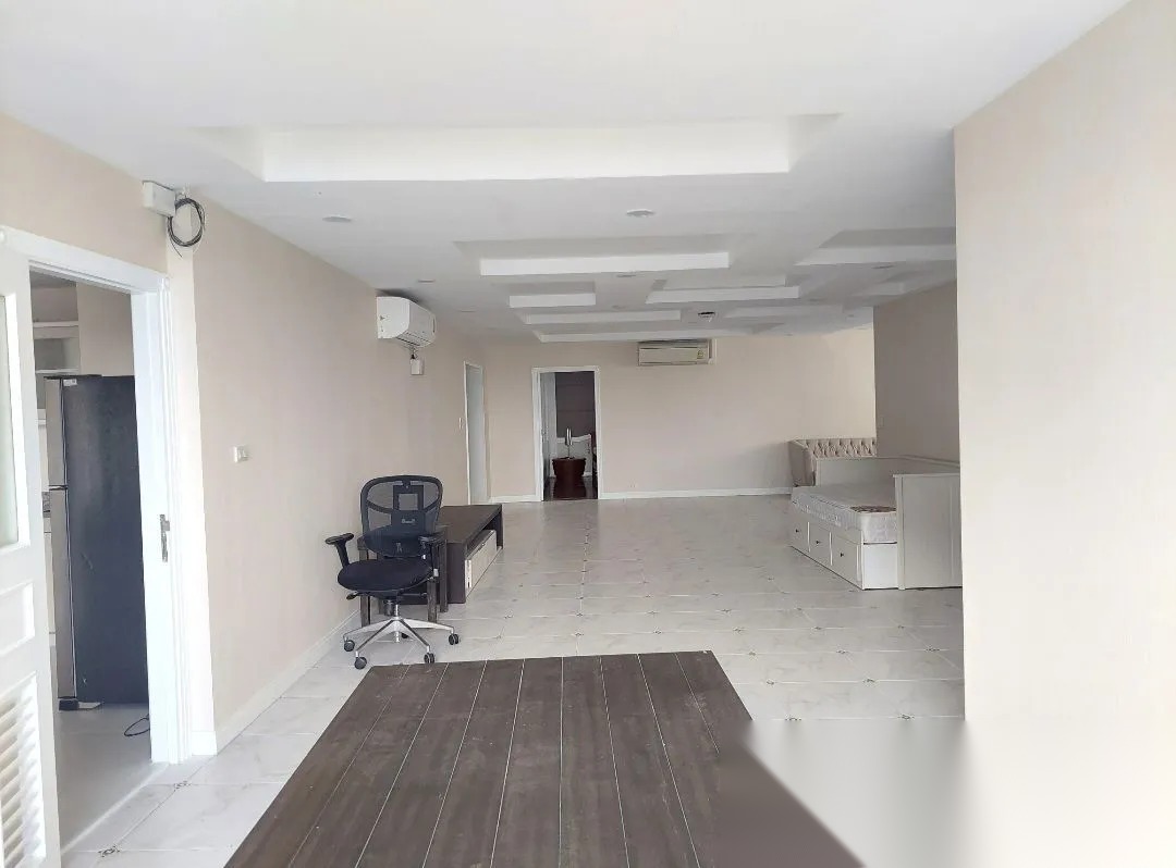 3 Bedroom Condo for sale at President Park Sukhumvit 24 — photo 4