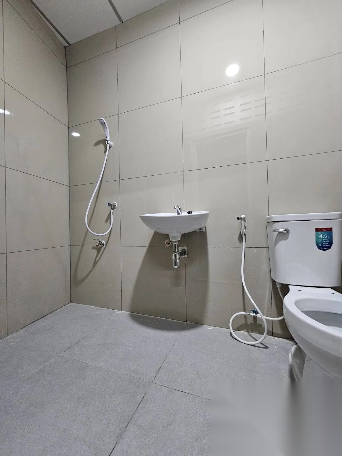 Renovated 6-Storey Commercial Building (2 Combined Units) — photo 5