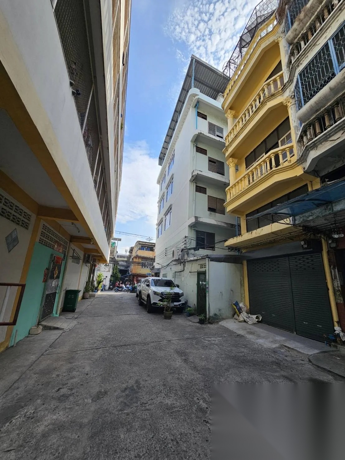 Renovated 5-Storey Commercial Building — photo 5