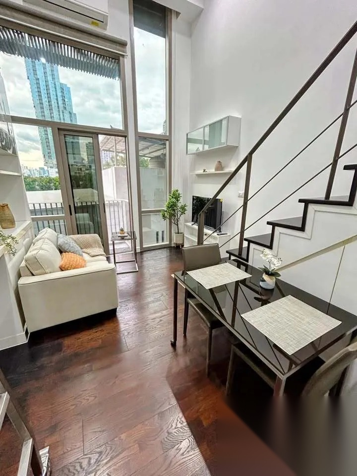 1 Bedroom Condo for sale at Ideo Morph 38 — photo 2