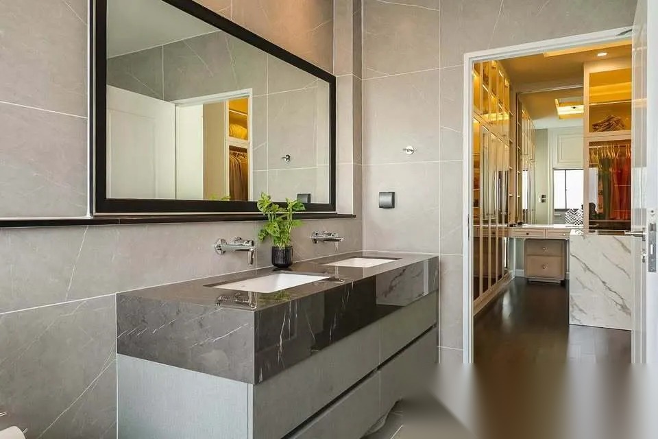 4 Bedroom House for sale at Grand Bangkok Boulevard Krungthepkritha — photo 5