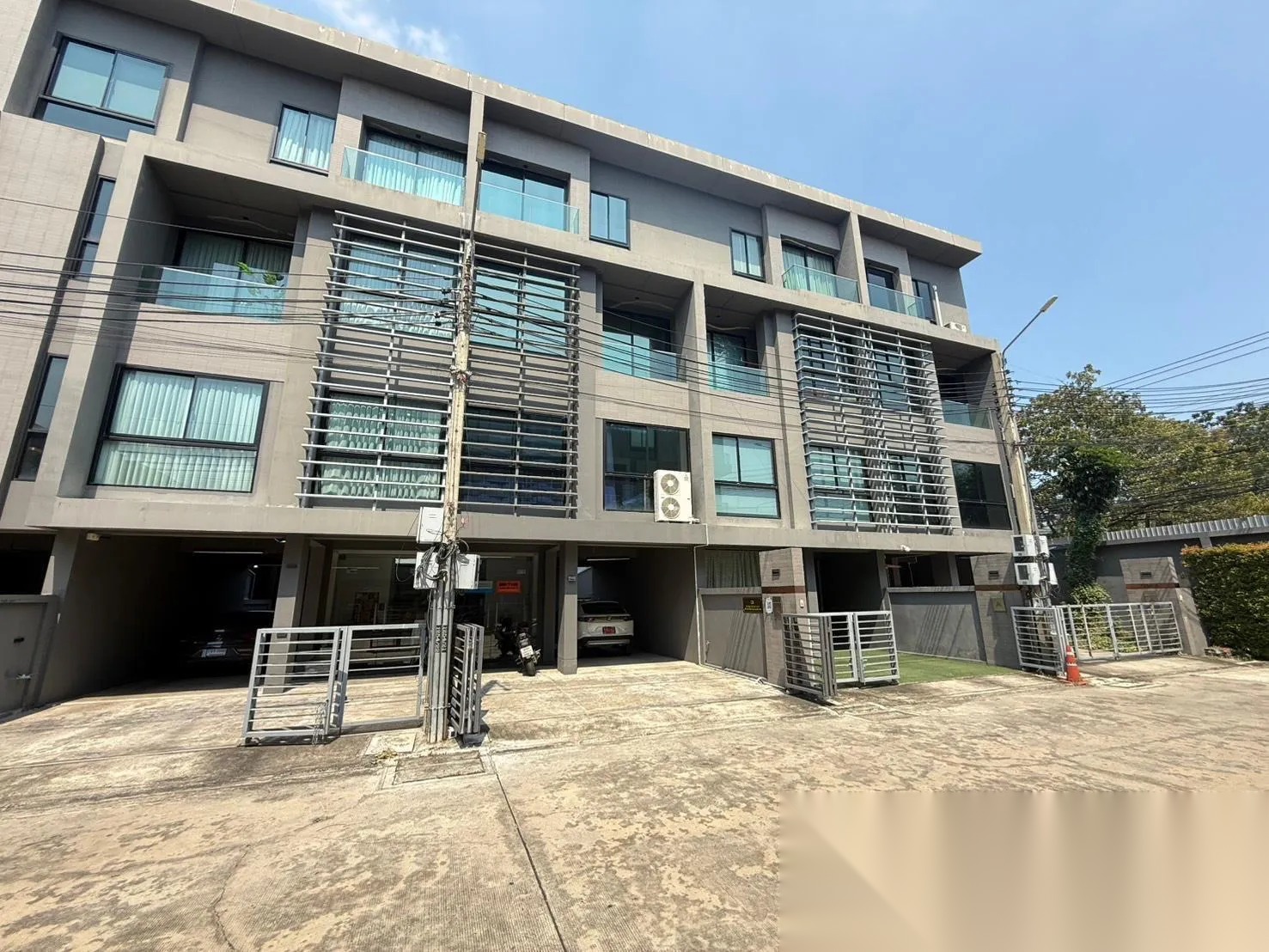 2 Bedroom Townhouse for sale at Arco Home Office — photo 2