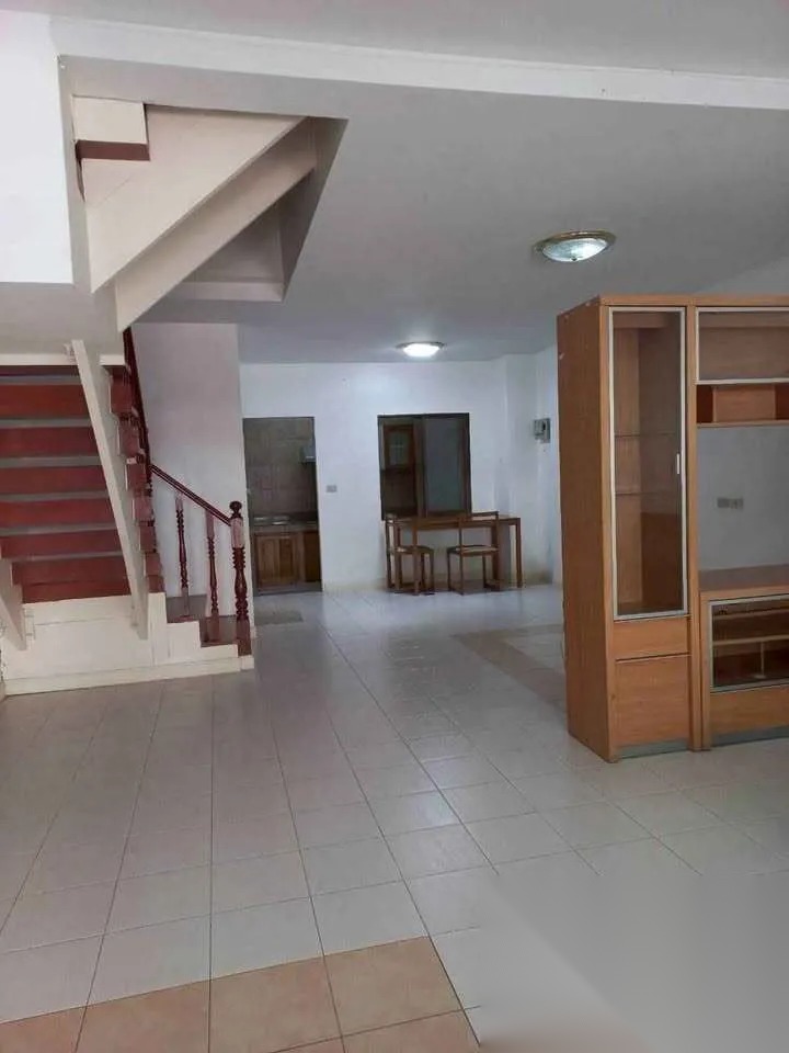 3 Bedroom Townhouse for sale at Baan Klang Muang Rama 9 Soi 43 — photo 3
