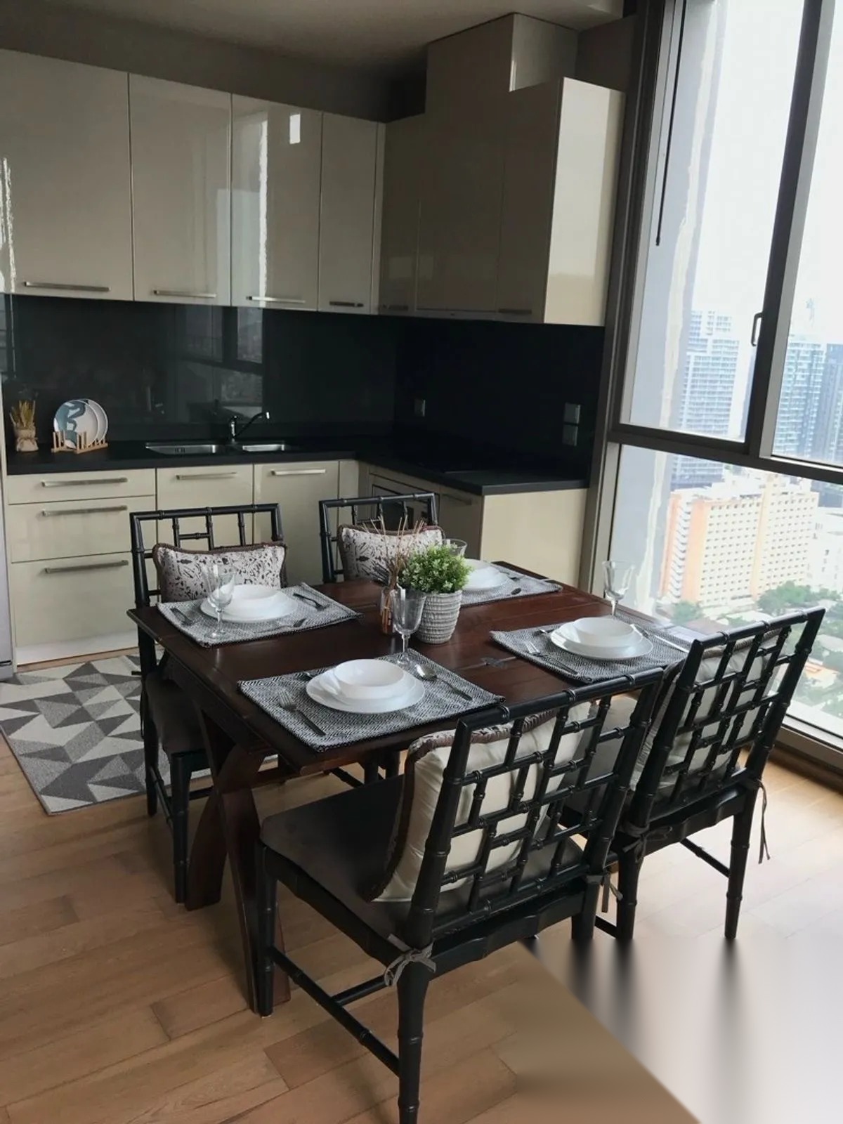 2 Bedroom Condo for sale at Quattro By Sansiri — photo 5