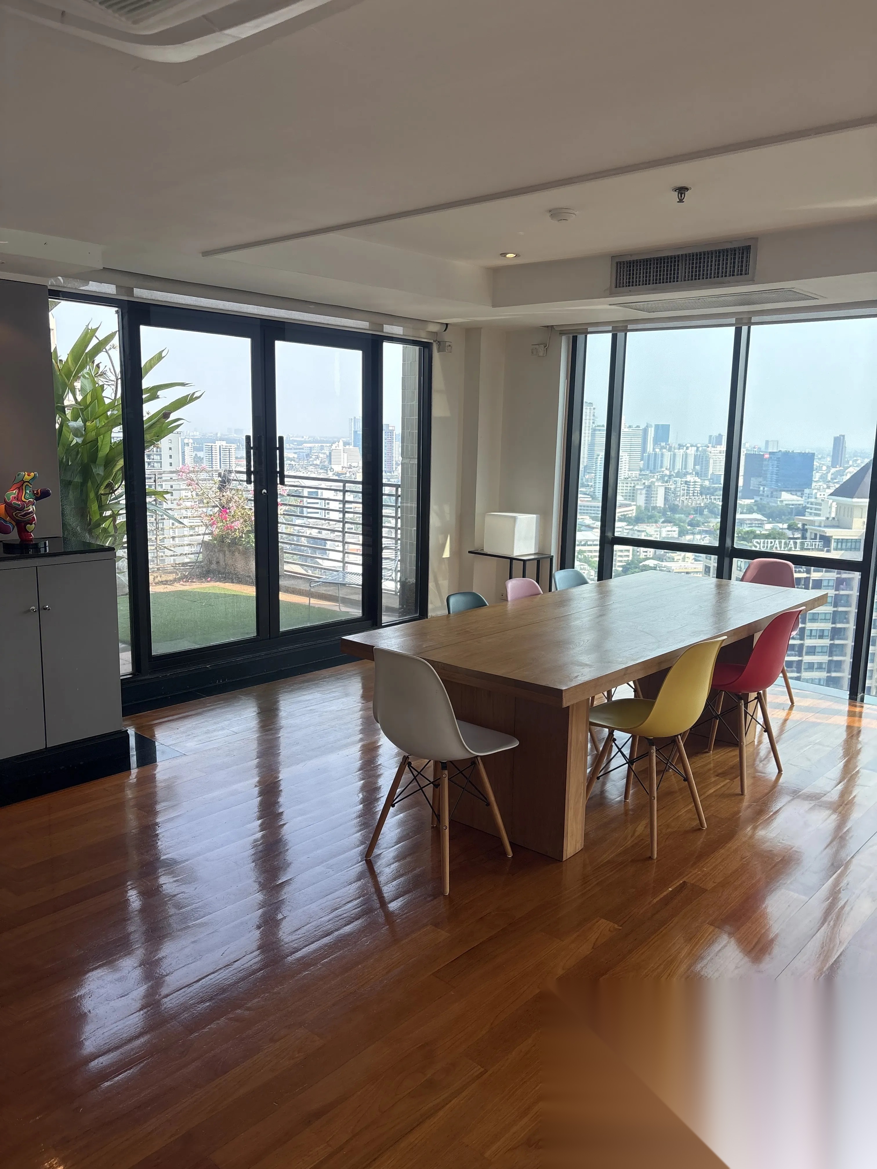 3 Bedroom Condo for sale at Baan Piya Sathorn — photo 1