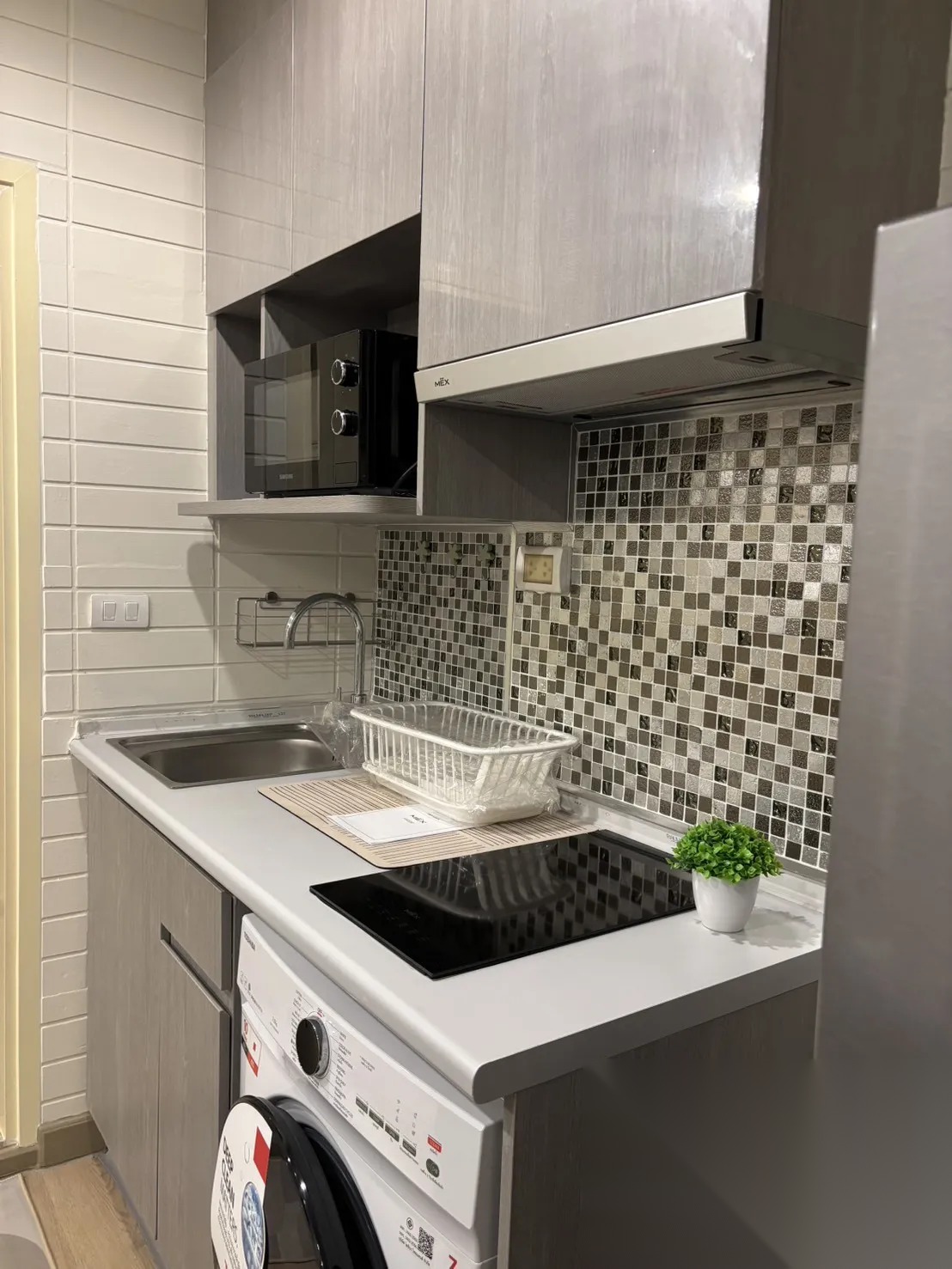 2 Bedroom Condo for sale at Ideo Sathorn - Thaphra — photo 2