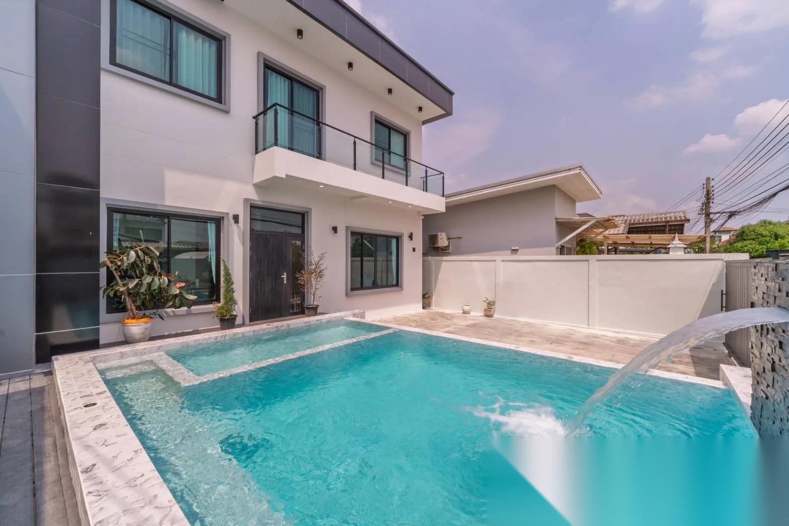 Pool Villa for Sale at Soi Moo Baan Thung Setthi — photo 1