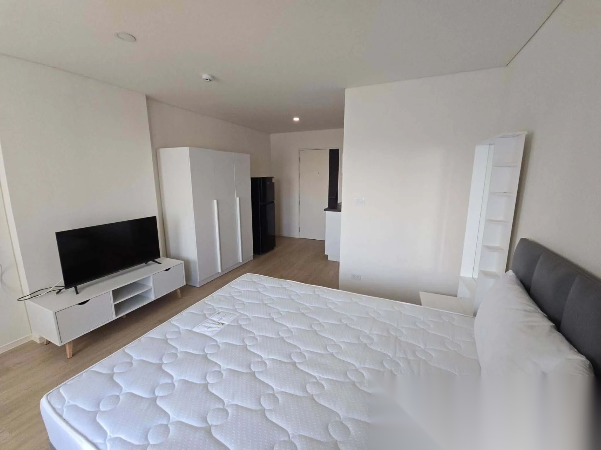 Studio Condo for sale at Lumpini Ville Chaengwattana 10 — photo 4