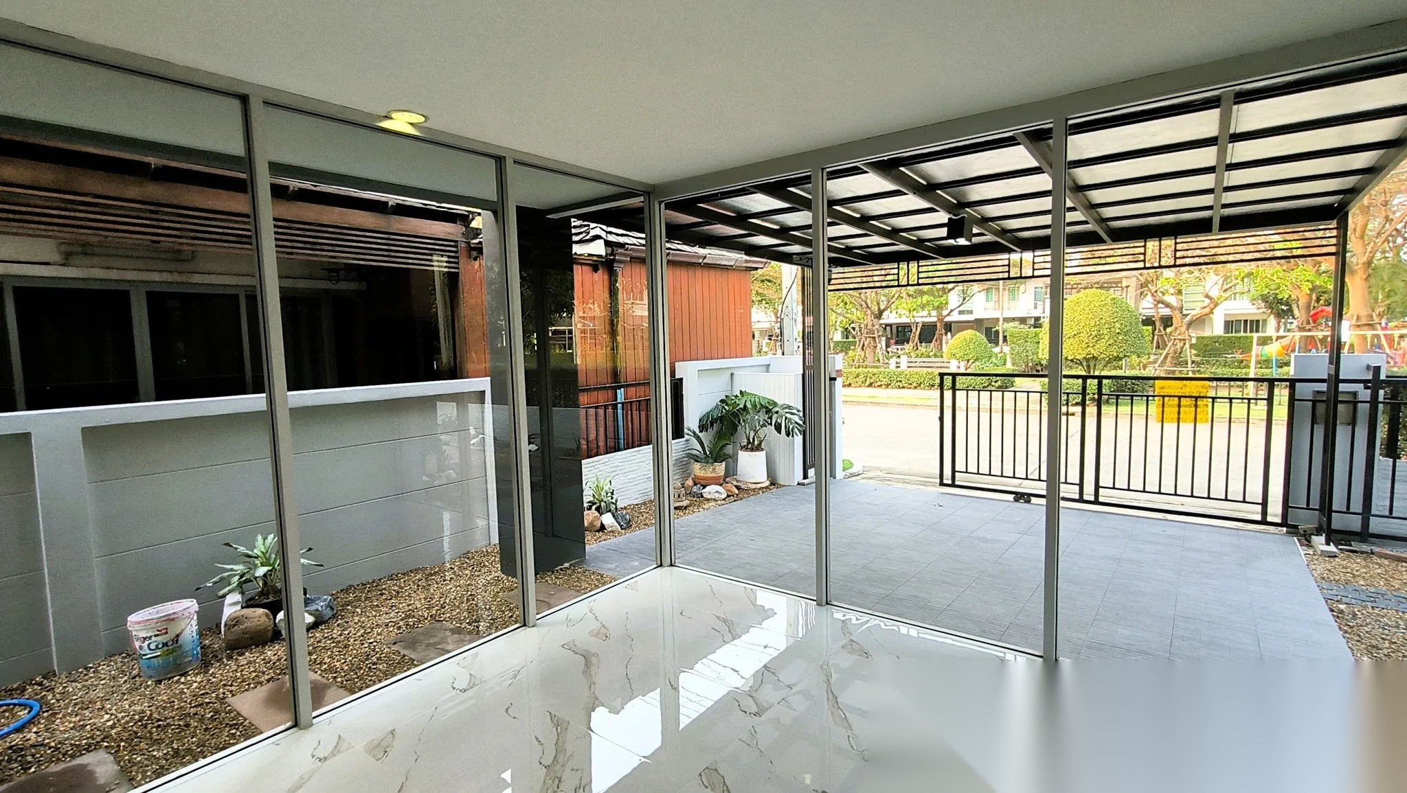4 Bedroom House for sale at Life Bangkok Boulevard Ramintra — photo 5