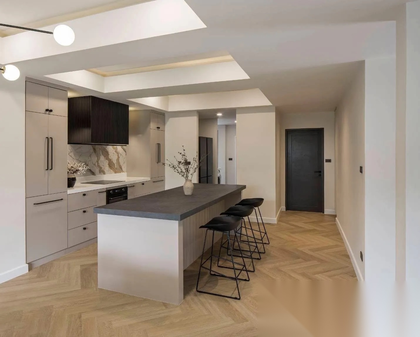 4 BR Private House Near Ekkamai - Thonglor — photo 3