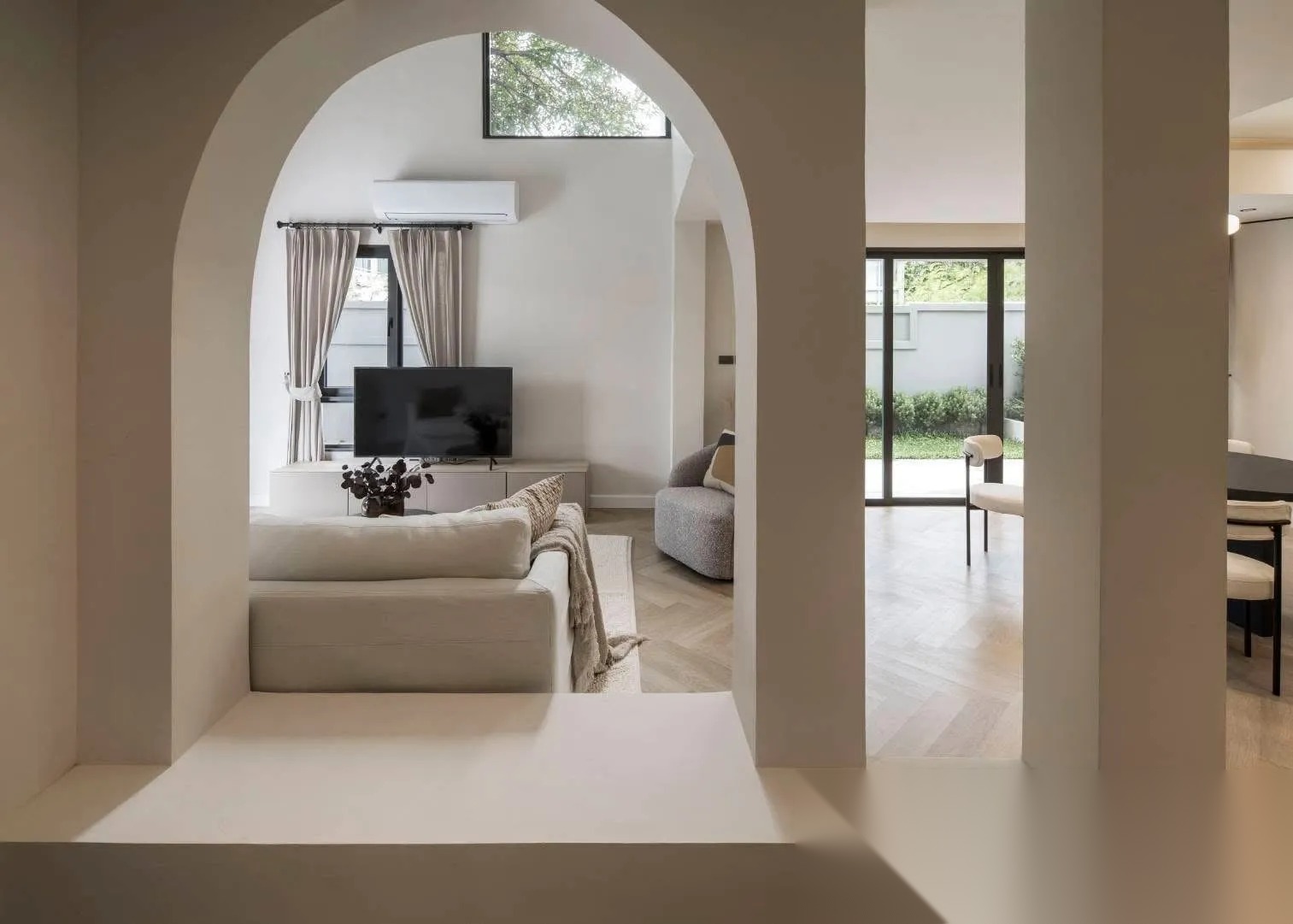 4 BR Private House Near Ekkamai - Thonglor — photo 4