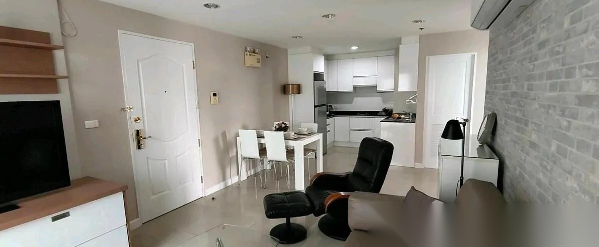 2 Bedroom Condo for sale at Serene Place Sukhumvit 24 — photo 3