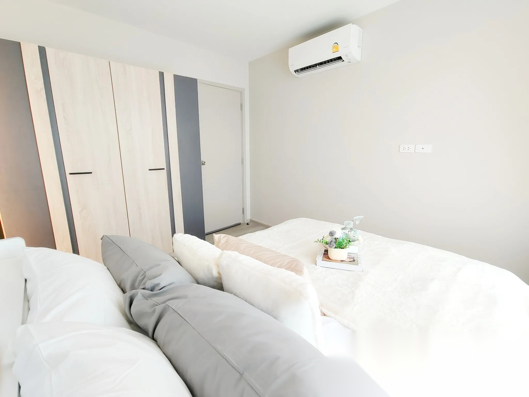 1 Bedroom Condo for sale at Ideo Charan 70 - Riverview — photo 3