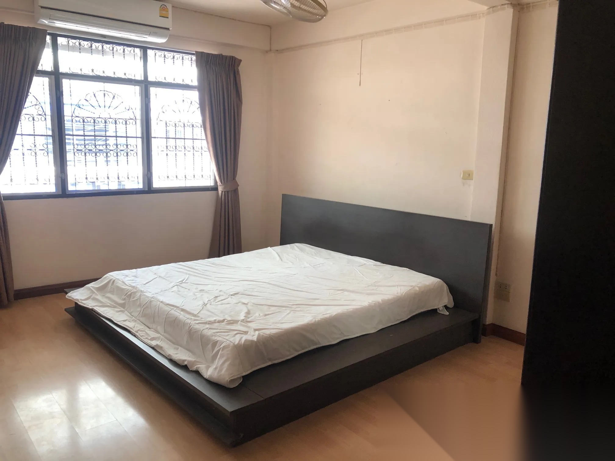 Townhouse In Ekkamai For Sale — photo 4