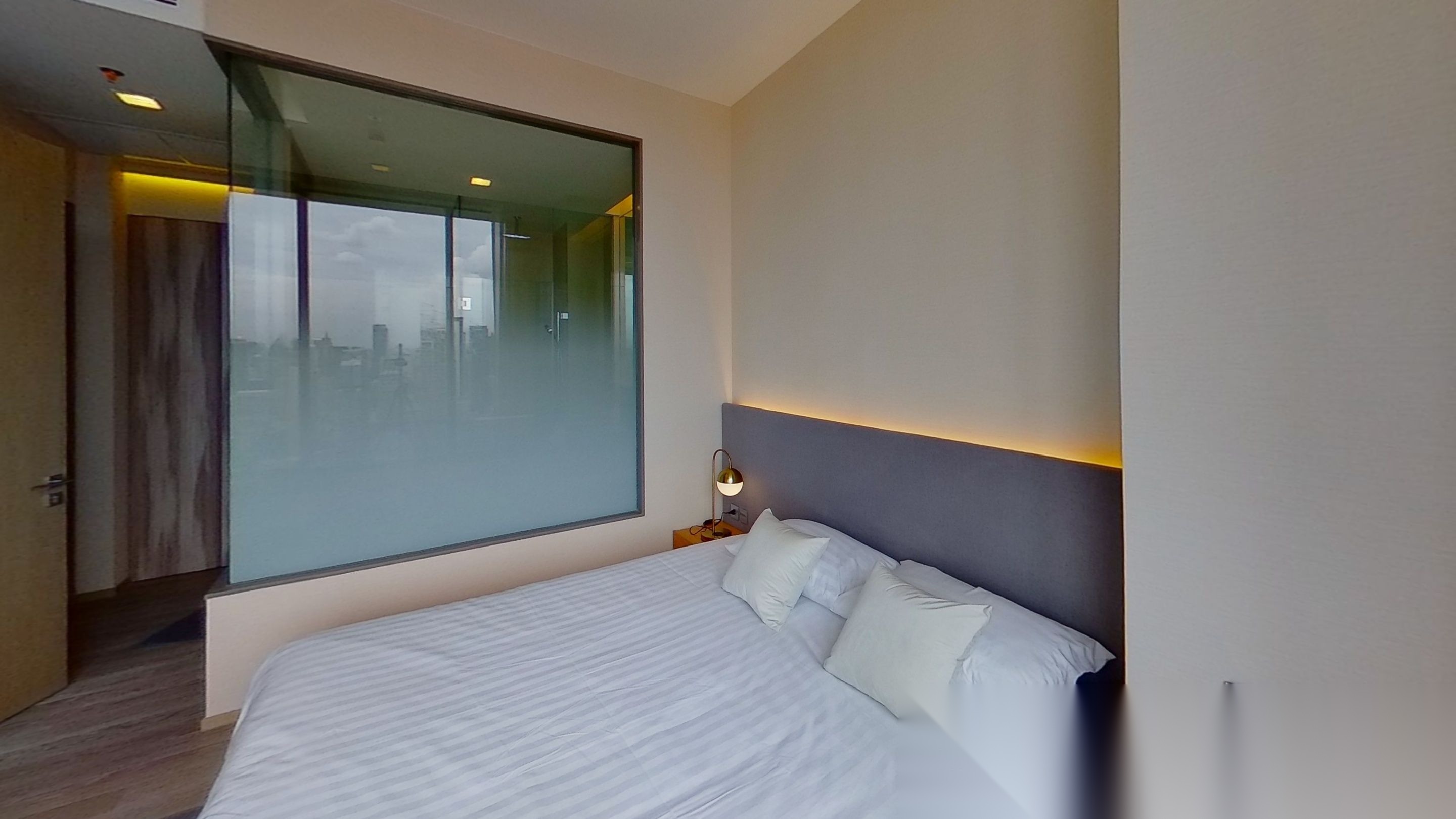 1 Bedroom Condo for sale at The Esse Asoke — photo 4
