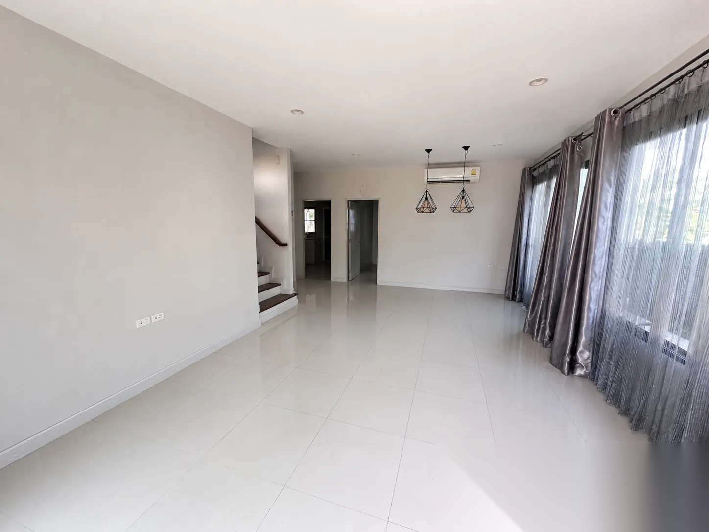 4 Bedroom House for sale at Setthasiri Charan-Pinklao 1 — photo 4