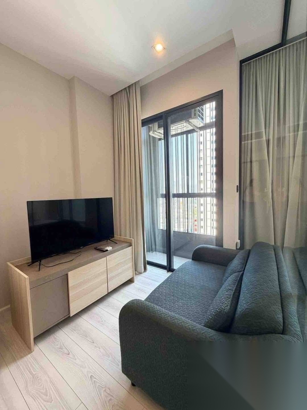 Studio Condo for sale at The Room Phayathai — photo 4